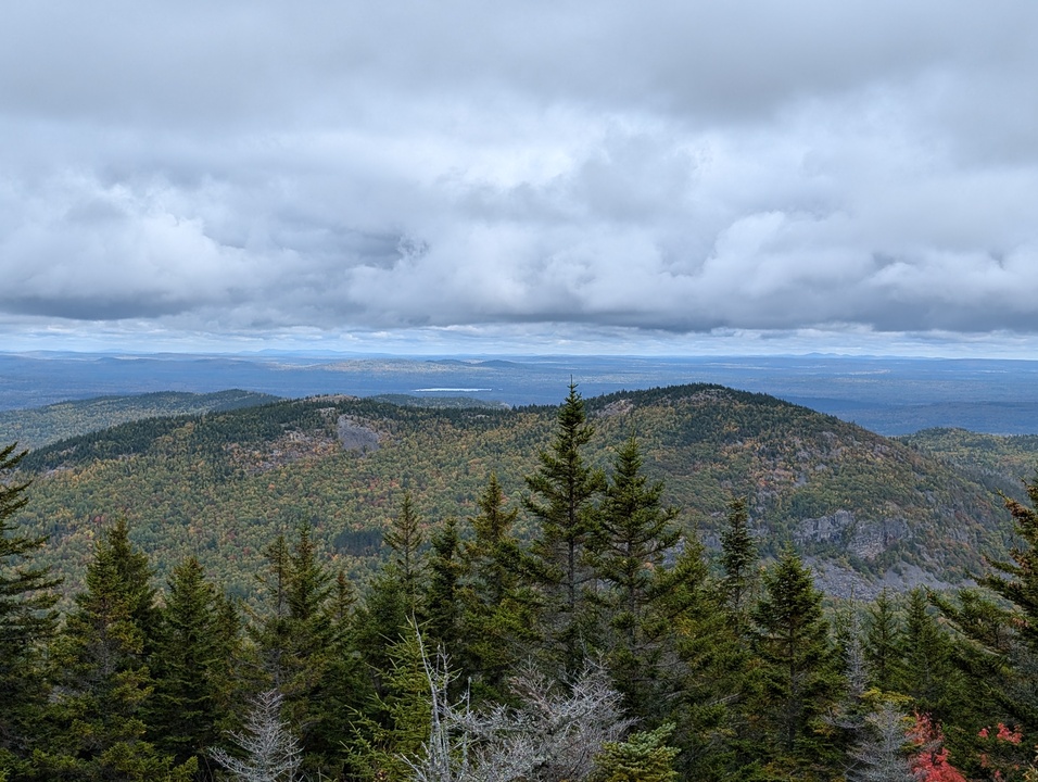 View from Barrell Ridge with mountains in foreground and background 4